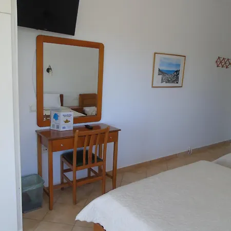 Hotel - Nostos 2*